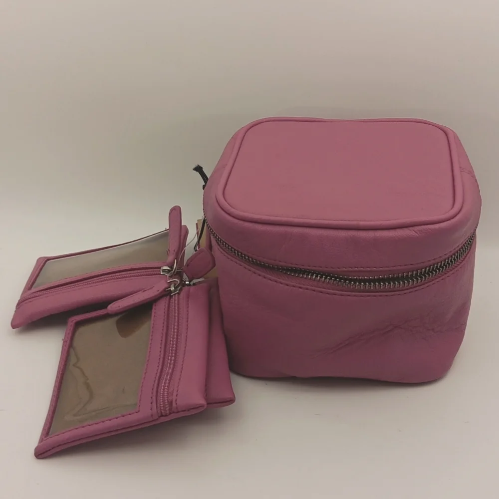 GENUINE LEATHER JEWERLY/ MAKEUP CASE